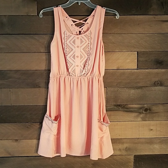 Charming Charlie Dresses & Skirts - Charming Charlie lightweight embroidered dress